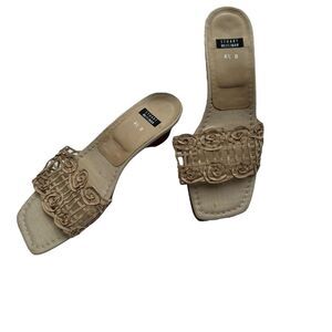 Stuart Weitzman Wedge Slip on Sandals Spiral Design Woman’s size 6.5